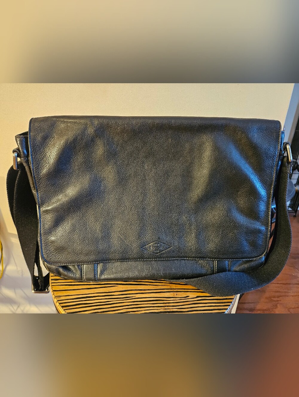 Fossil Black Leather Messenger Bag